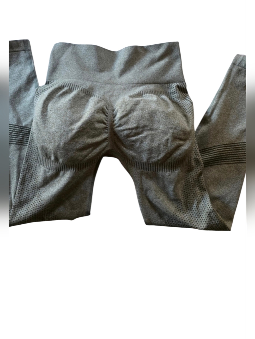 Like new Booty lifting /boosting leggings. Women's size small.
